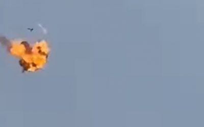 Yemen | Saudi F-15  fighter shoots down Houthi “Qasef-2K”  – VIDEO