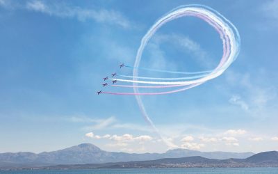 «Red Arrows» | Το διάσημο Ακροβατικό Αεροπορικό Σμήνος της Βασιλικής Βρετανικής Αεροπορίας στην Τανάγρα