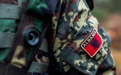 Αλβανία | Σύλληψη Ρώσων για προσπάθεια εισόδου σε στρατιωτικό εργοστάσιο