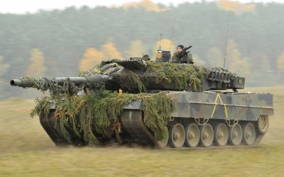 Γερμανός ΥΠΑΜ | Μέχρι τέλος Μαρτίου η παράδοση των Leopard 2 και Marder