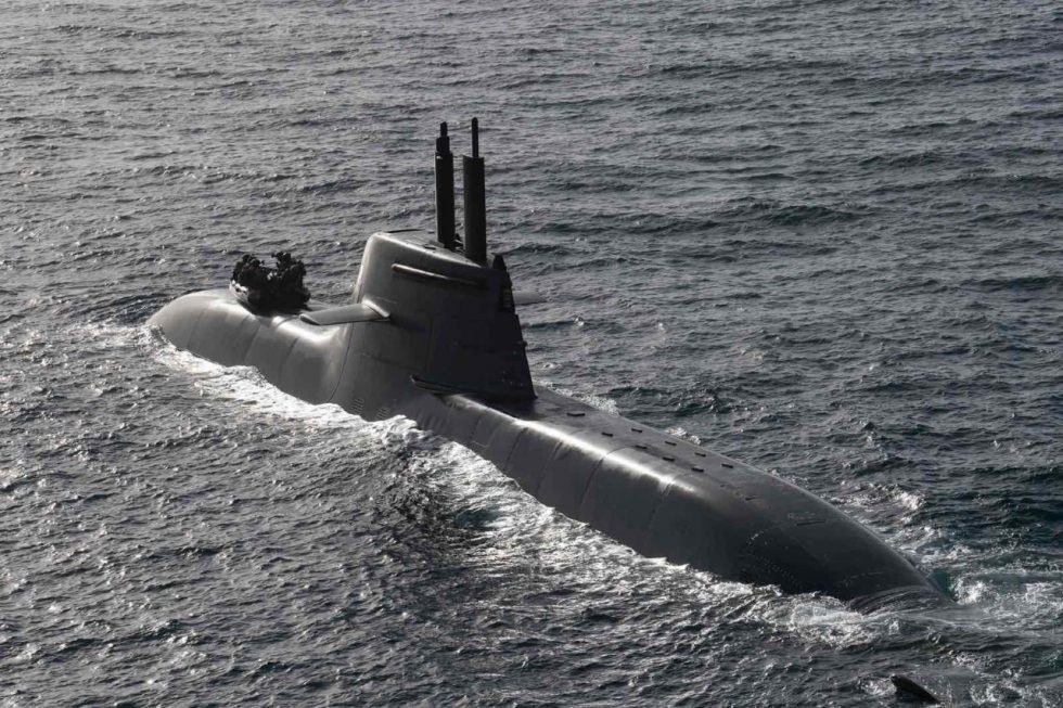 Turkey | Unexpected surfacing of Turkish submarine - Towed to Aksaz ...