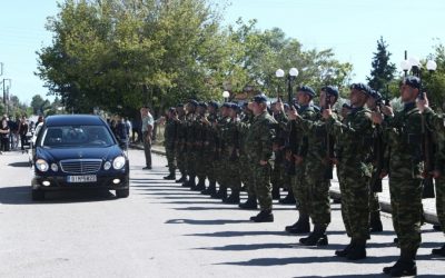 Kilkis | Silent mourning at funeral of 27-year-old hero pilot Pericles Stefanidis – Air Marshal insignia awarded to both pilots