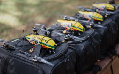Exness | Δώρισε έξι drone πυρανίχνευσης στο Τμήμα Δασών – Φωτογραφίες & VIDEO