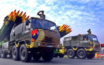 Ρωσία | Συνομιλίες για κοινή παραγωγή αμυντικού εξοπλισμού με την Ινδία