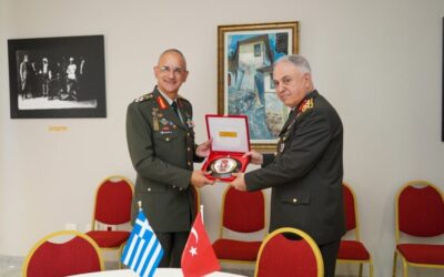 Συνάντηση Αρχηγού ΓΕΕΘΑ με τον Τούρκο ομόλογο του στη 17η Σύνοδο των Αρχηγών Ενόπλων Δυνάμεων των Βαλκανικών Χωρών