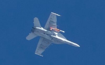 US Navy | Air-Launched SM-6 spotted on F/A-18 Super Hornet again