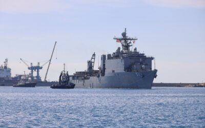 Το αποβατικό USS Oak Hill στο λιμάνι Λεμεσού – Παρέλαβε αμερικανούς Πεζοναύτες