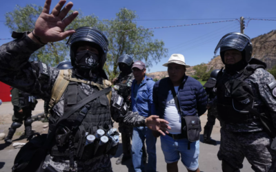 Bolivia | Supporters of former President Evo Morales are holding 200 soldiers hostage