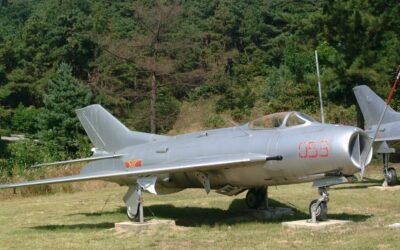 China | Converting Historic J-6 Fighter Jets into ‘Kamikaze’ Drones