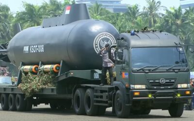 Ινδονησία | Παρουσίαση του αυτόνομου υποβρυχίου με τεχνητή νοημοσύνη KSOT-008